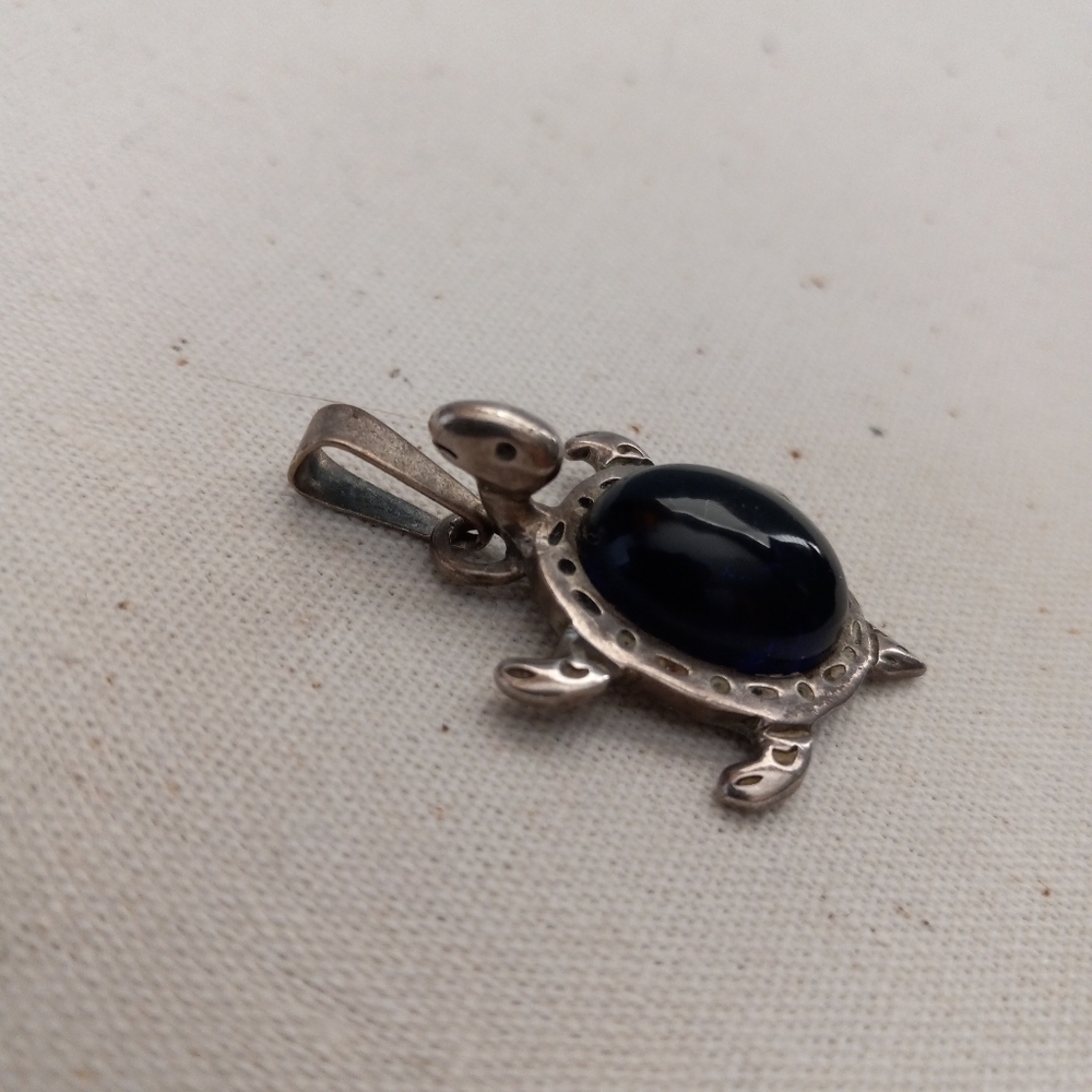 Vintage Mexican Black Onyx 925 Silver Turtle Pendant